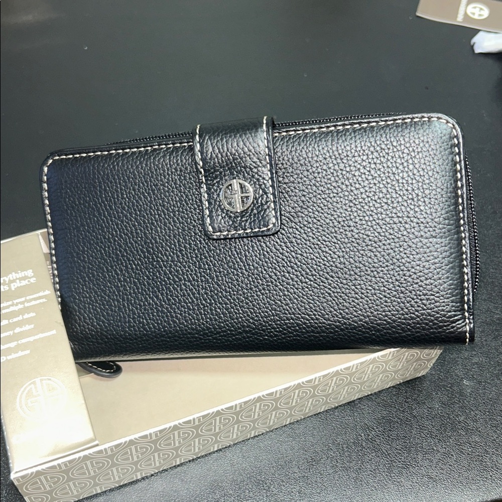 Giani Bernini Elegant Black Wallet